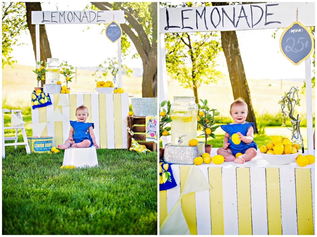 Lemonade Stand Mini Sessions Kansas City Childrens Photographer Summer Lemons PIctures